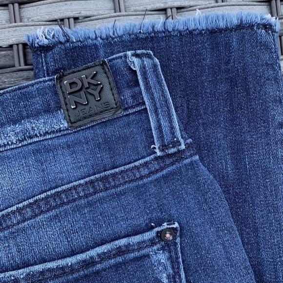 𝅺DKNY Jeans City Ultra Skinny - Picture 6 of 16